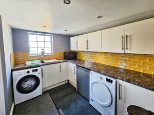 Photo 13- click for photo gallery